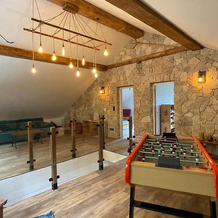 Gite Confort 15 Couchages, Vue Panoramique Montagne Hautes Alpes, Terrasses Embrun Exteriör bild