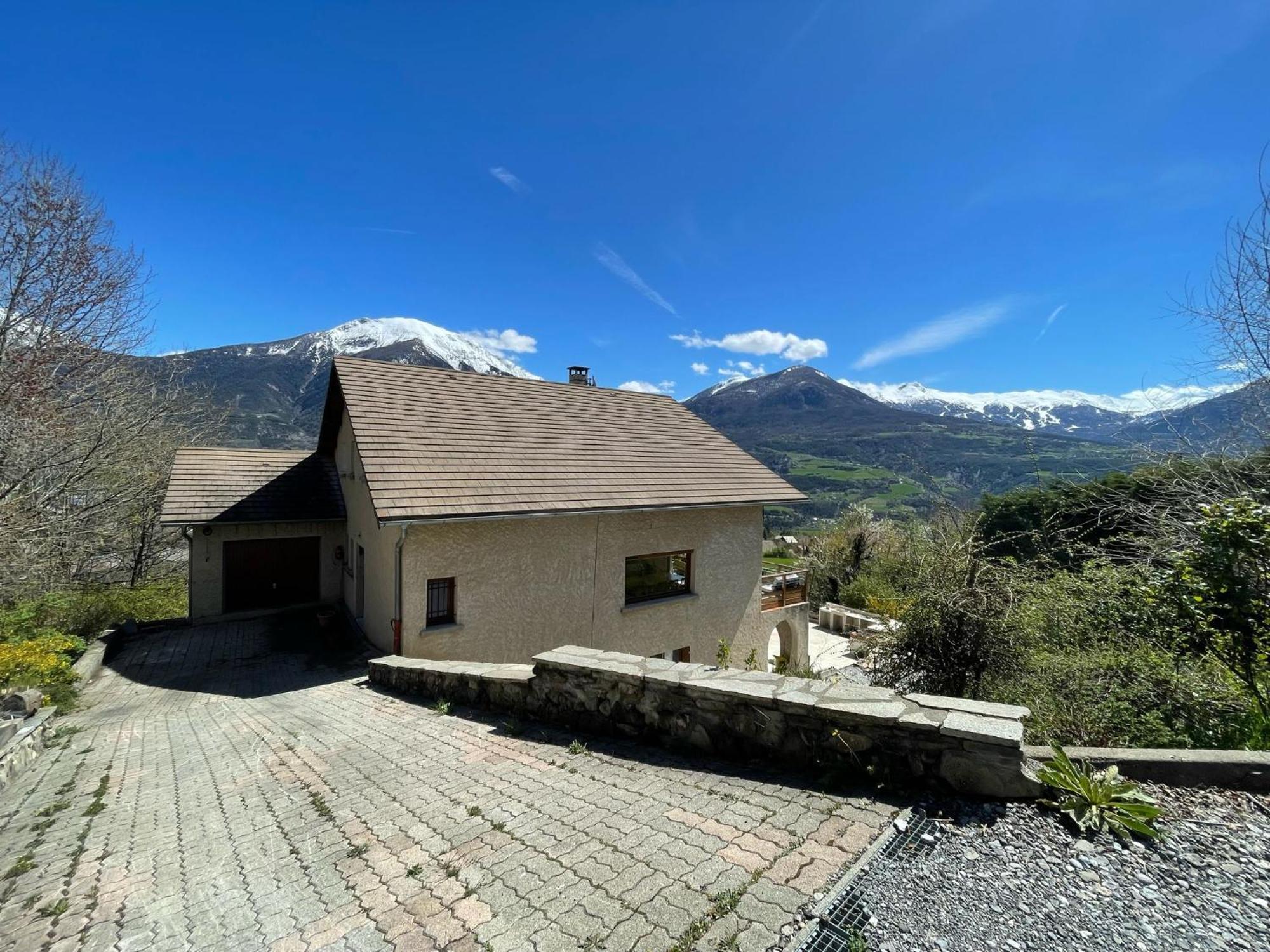 Gite Confort 15 Couchages, Vue Panoramique Montagne Hautes Alpes, Terrasses Embrun Exteriör bild