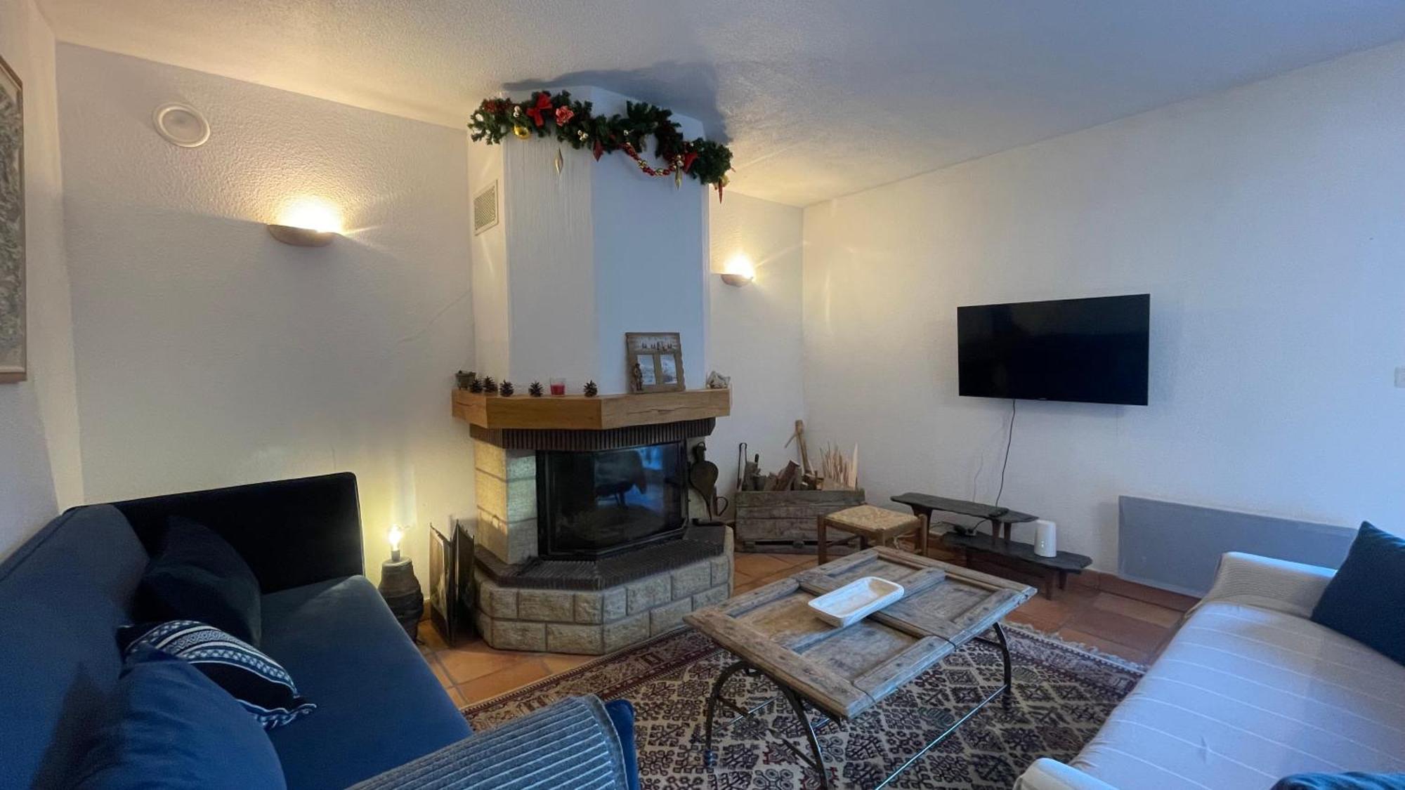 Gite Confort 15 Couchages, Vue Panoramique Montagne Hautes Alpes, Terrasses Embrun Exteriör bild
